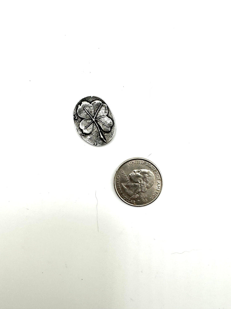 Four Leaf Clover Pocket token silver