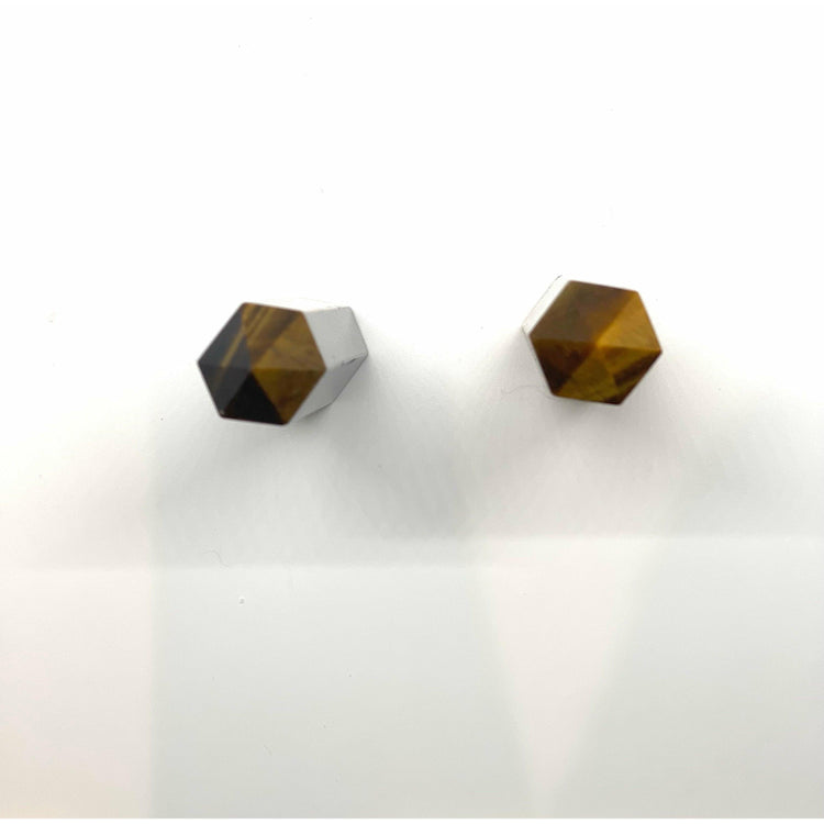 Light Gray Tigers Eye Obelisk Medium