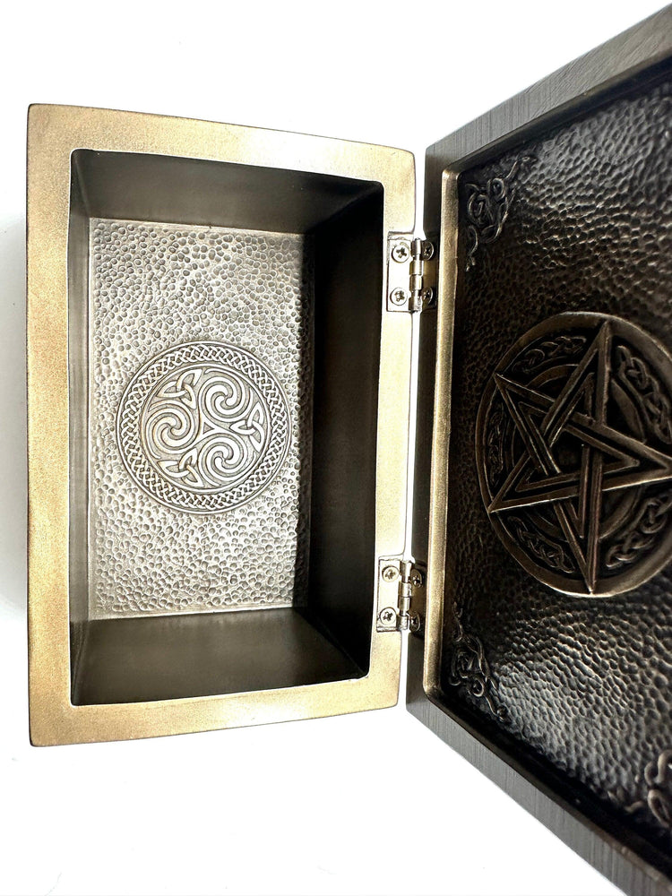 Gaia, Mother Earth trinket box