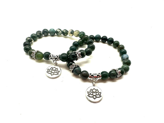 Bracelet: Green Moss Agate with lotus charm