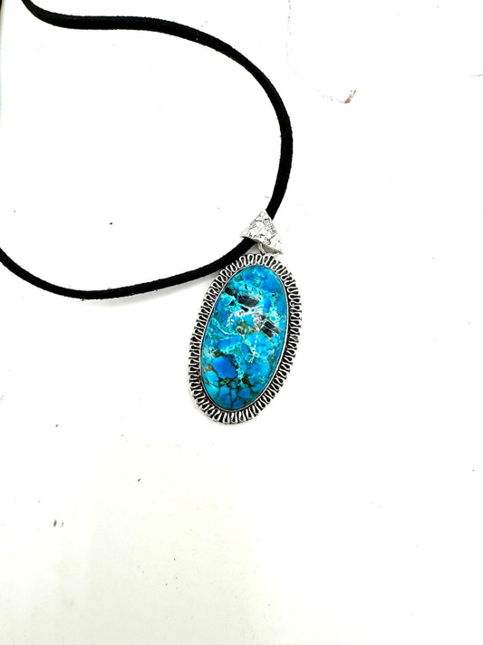 Turquoise pendant necklace